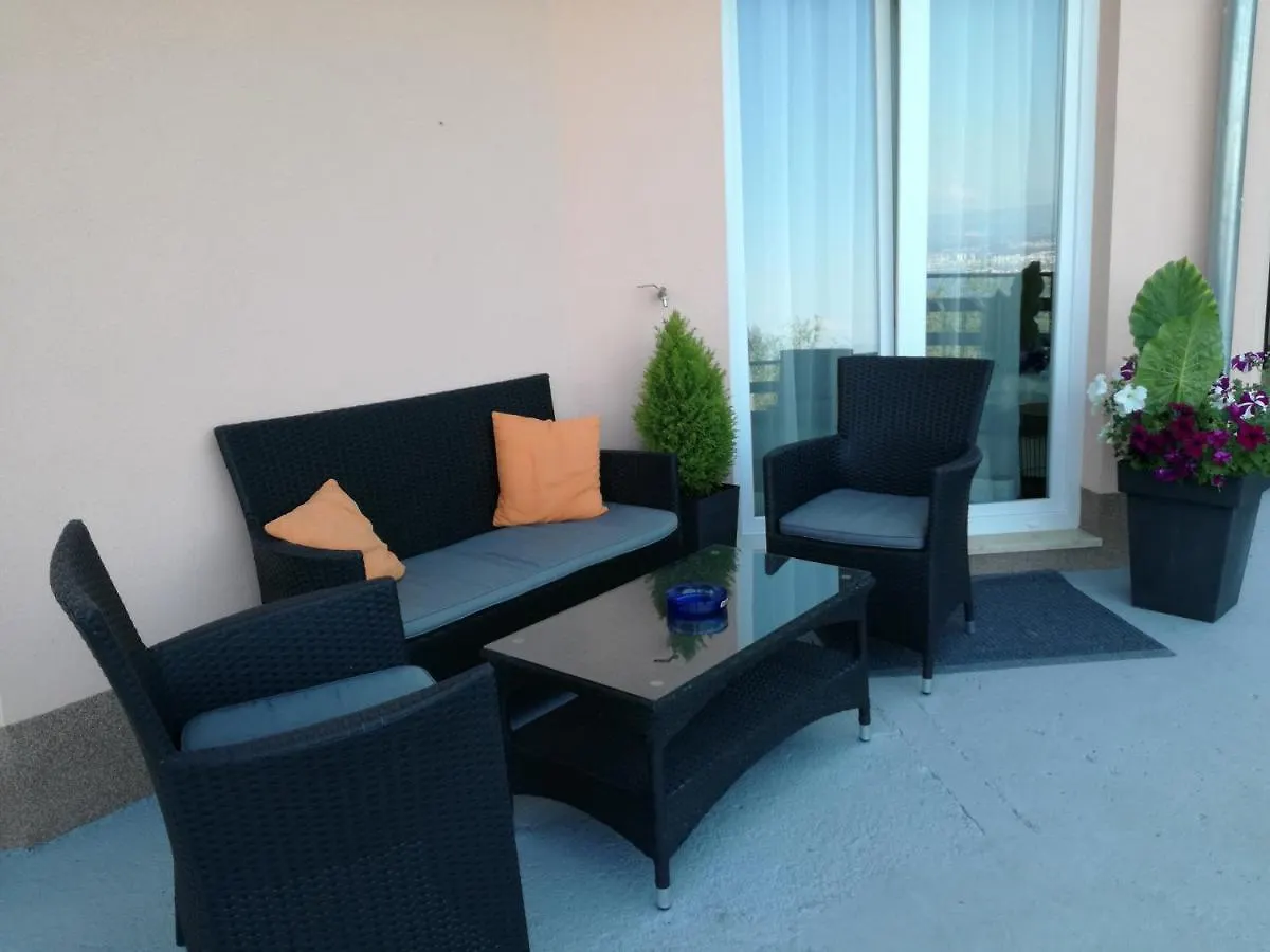 Apartment Apartman Mimi Lovran Croatia